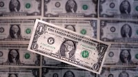 Dollar unmoored as traders unsure on tariffs