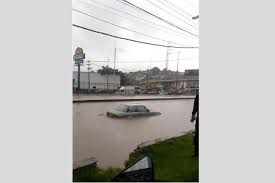Forte chuva causa transtornos em cidades do Rio; Dutra chegou a ser interditada