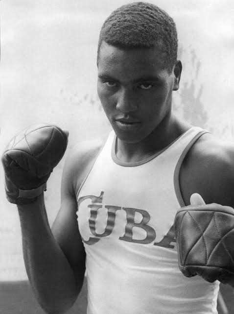 Cuba's Teofilo Stevenson, three-time Olympic boxing champion, dies