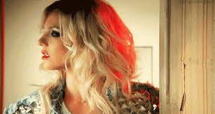 Hasil gambar untuk bugil telanjang NAJWA SHIHAB indonesia presenter tv