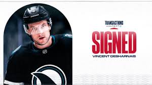 Capitals Sign Vincent Desharnais