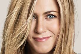 10 consejos de belleza de Jennifer Aniston para estar bella a los 45 Images?q=tbn:ANd9GcRkuRSgCpz14kMDQ6_ZA_uktbdaR0sU1TfhAmn3KY4YkoCn05b3zg