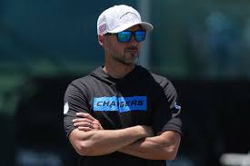 Jesse Minter to interview with Cardinals, Titans on Tuesday and has many other interested teams