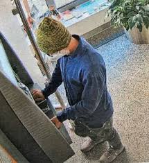 Police Seek Public Help After Pickpocket Uses Stolen EC Card for Multiple Withdrawals in Germany