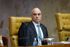 O recado de Alexandre de Moraes a Flávio Bolsonaro: ‘Patética a alegação’