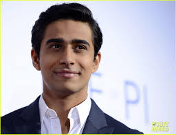 Aaron Paul Suraj Sharma Life Of Pi Special Screening Wallpaper. Is this Suraj Sharma the Actor? Share your thoughts on this image? - aaron-paul-suraj-sharma-life-of-pi-special-screening-wallpaper-1244906904