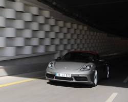 İzmir, Türkiye'deki Porsche İzmir