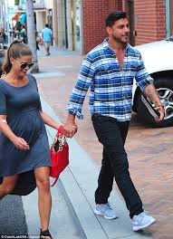 Résultat de recherche d'images pour "jax taylor"