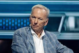 Eric Schmidt reportedly at odds with fellow Google billionaire Sergey Brin over tax opposition funds