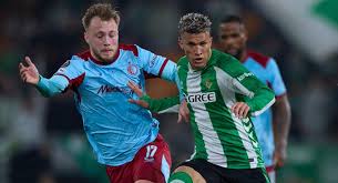 Estos son los colombianos clasificados tras la última jornada de la Europa League 25/26