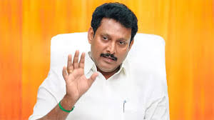 தனியார் பள்ளி கூட்டமைப்பு நிர்வாகிக்கு அன்பில் மகேஷ் நோட்டீஸ்