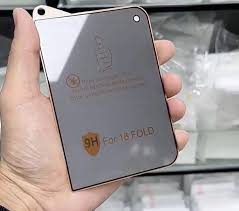 گوشی تاشوی اپل نمایشگر نامتقارن دارد / عکس