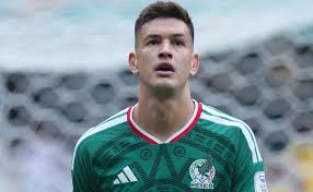 La única condición para que se reflote lo de César Montes y llegue a Cruz Azul en este mercado