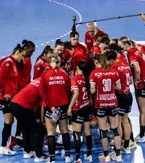 Gloria Bistrița - Buducnost 34-38. Eșec rușinos! Elevele lui Carlos Viver au fost învinse acasă de ultima clasată » Clasamentul actualizat