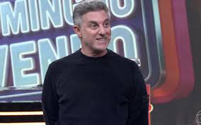 Huck revela o que faz no horário do Domingão quando deixa programa gravado