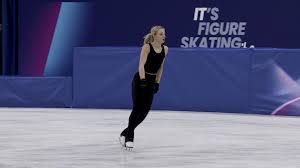 Amber Glenn practices in preparation for women's singles