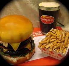 Résultat de recherche d'images pour "cheeseburger that looks like cake"