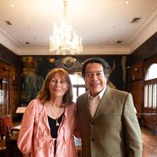 Mario Delgado fortalece educación con becas, inversión y apoyo a mexicanos en el exterior