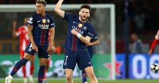 Kvaratskhelia shines with 15 goal contributions in 14 Champions League games