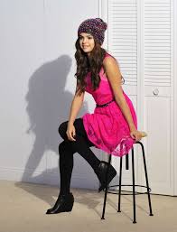 Résultat de recherche d'images pour "selena gomez photoshoot dream out loud 2014"