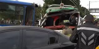 Accidente masivo en la Avenida Boyac&aacute; con Primero de Mayo - Bogot&aacute;