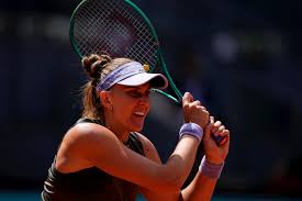 Bia Haddad vence espanhola na estreia e vai às oitavas no WTA 125 de La Bisbal