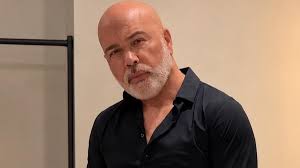 Helicóptero com sertanejo Rick desaparece em SC; FAB confirma buscas