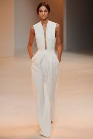 Resultado de imagem para tendencia de vestidos de noivas 2016