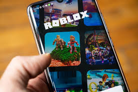 Roblox shares tumble over 10% on weak bookings outlook, user miss