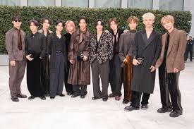 Vogue Japan - News update