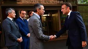 Macron vs. Retailleau: Tension au Sommet! Que se passe-t-il VRAIMENT? - Imagen ilustrativa del artículo