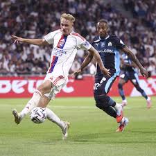 Karabec: La Révélation Inattendue de l'OL! Plus de 3 Millions? - Imagen principal del artículo