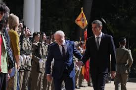 Lula da Silva y Sánchez claman desde Barcelona contra la guerra y el unilateralismo