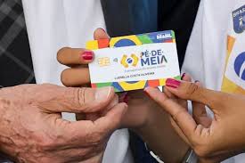 Pé-de-Meia: governo inicia nesta segunda pagamento de nova parcela; veja calendário