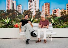 Com participação de Leandro Hassum, ''A Praça é Nossa'' anima a noite desta quinta-feira
