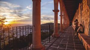 Clima en Zacatecas para este lunes 20 de abril: cielo despejado y ambiente fresco en la capital