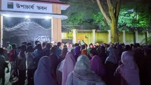 Midnight Protests at Begum Rokeya University: Students Demand Accountability