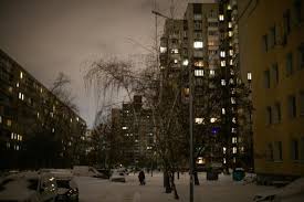 Vecinos de Kiev se organizan para sobrevivir a los apagones energéticos