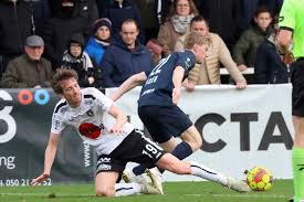 SK Roeselare heeft licentie voor profvoetbal beet en staat (mogelijk) op één gelijkspel van promotie naar 1B: “Bewijs dat we op de goede weg zijn”