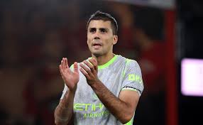 La alineación estelar del Barcelona con la llegada de Rodri