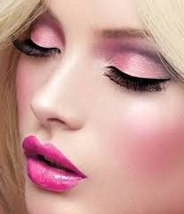Layla MAC makeup ad - 284571270173951086vKwUIl61c