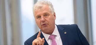 politik