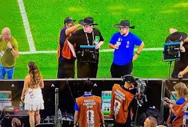 O motivo para Casimiro surgir de cowboy ao fim de França x Espanha na CazeTV
