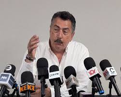 Lamarque, Patty y familia, contaminan contienda