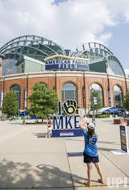 Photo: Canadian smoke over Miami Marlins at Milwaukee Brewers in Milwaukee - MIL20260717805