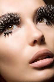 Lets see which one Lady Gaga applied. - feathered-eye-lashes