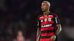 Wallace Yan joga hoje? Desfalques e escalação do Flamengo contra o Bangu pelo Cariocão