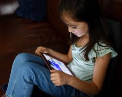 危険？豪州、16歳未満のYouTube利用禁止へ！その理由とは？ - Imagen principal del artículo