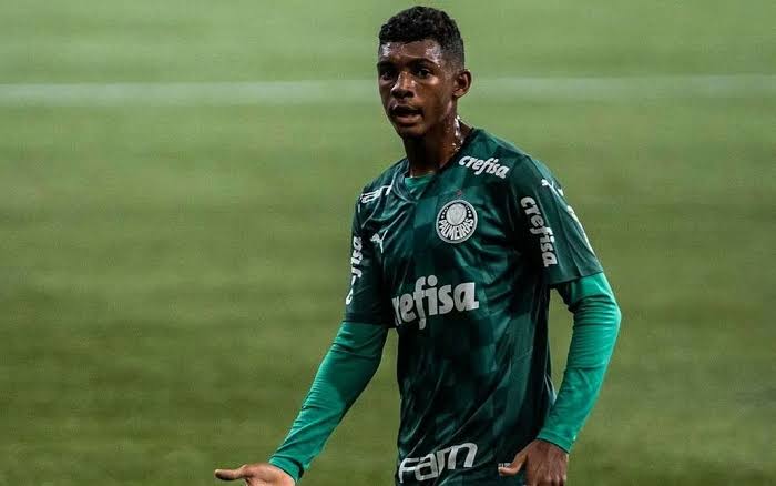 Luis Guilherme já desponta como promessa no Palmeiras