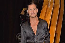 Val Chmerkovskiy reveals diagnosis after “Dancing With the Stars ”tour hospitalization